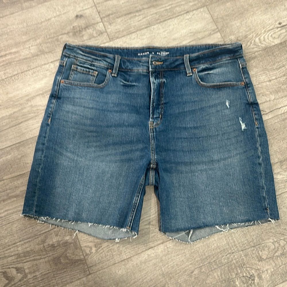 Old Navy OG Straight Jean Shorts